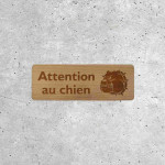 Signalétique en bois Attention chien méchant