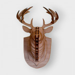 Tête de cerf en bois